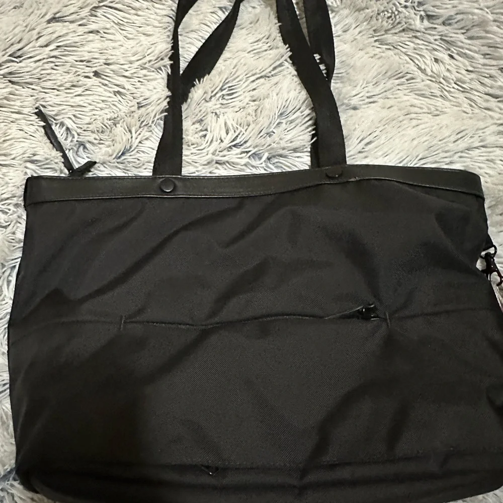 Sherpani tote - Picture 2 of 7